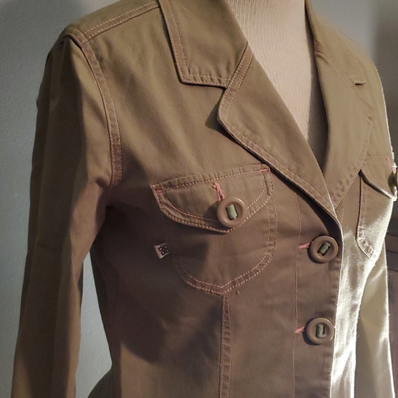 Olive green blazer - Picture 2 of 8